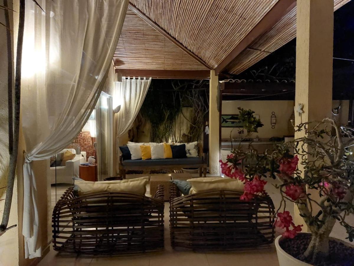 Casa Alto Padrao Na Ferradura Em Com Piscina Privativa *